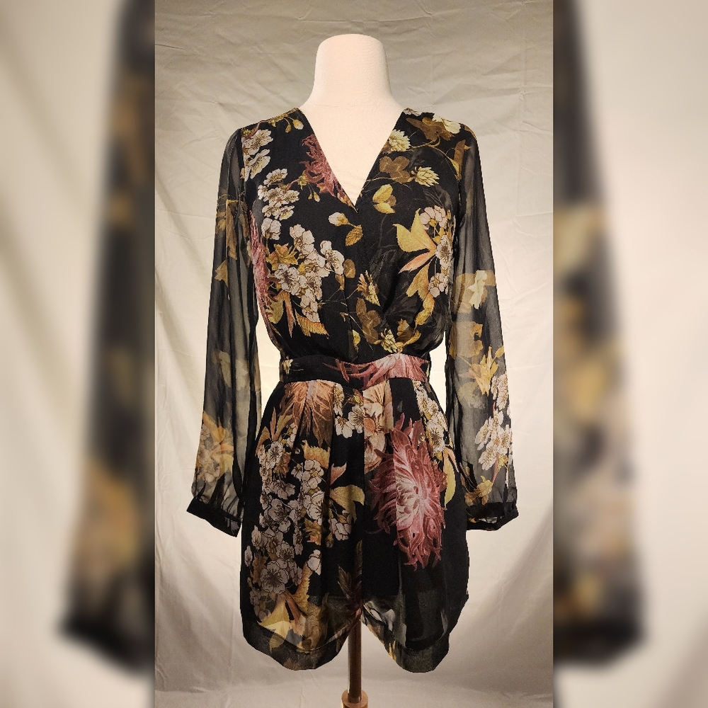 FOREVER 21 - Floral Romper